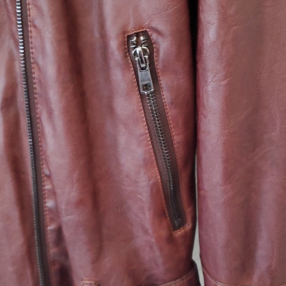 🆕️ WILLIAM RAST™

Kate Pleather Moto Jacket - Picture 11 of 12
